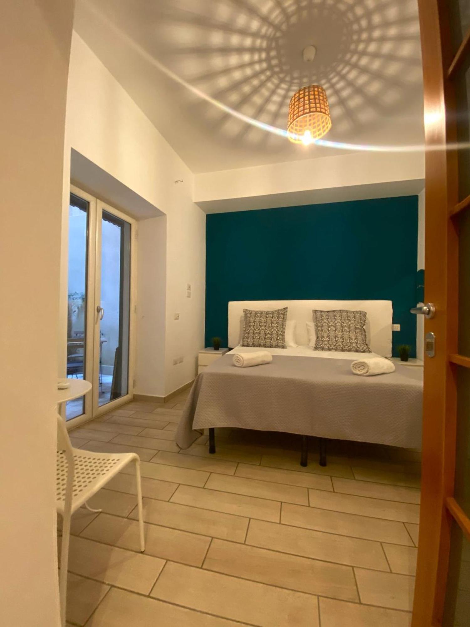 B&B Napoli Duomo Exteriör bild